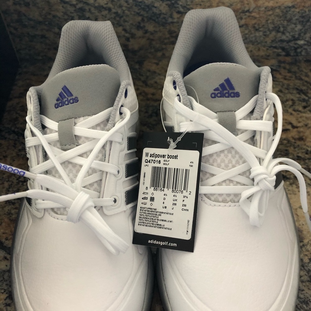 Amazing Women's golf Shoes Brand New!
